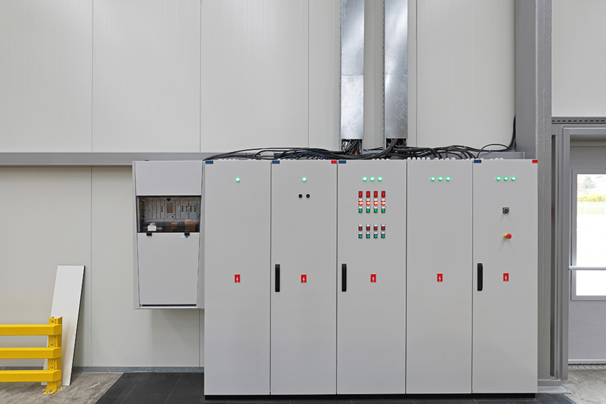 Mess- & Wandler&shy;anlagen bei Rebele GmbH & Co. KG in Buchdorf